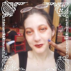 Meet your Posher, Brooke